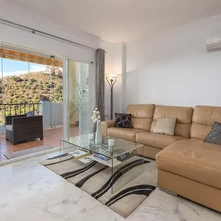 Atico Con Jacuzzi Vista Mar Y Montana * Mijas
