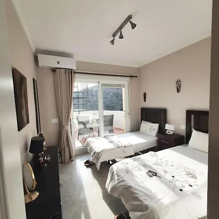 Atico Con Jacuzzi Vista Mar Y Montana Apartment