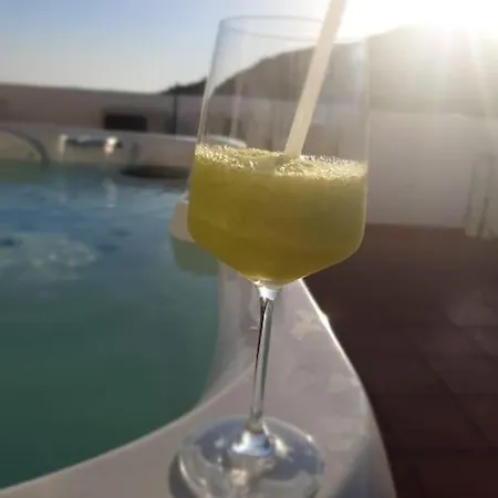 Atico Con Jacuzzi Vista Mar Y Montana