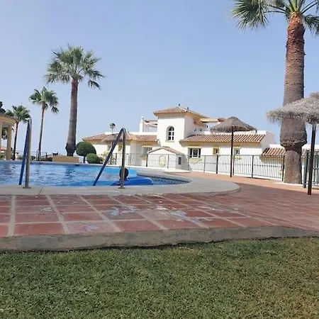 Atico Con Jacuzzi Vista Mar Y Montana Apartment Mijas