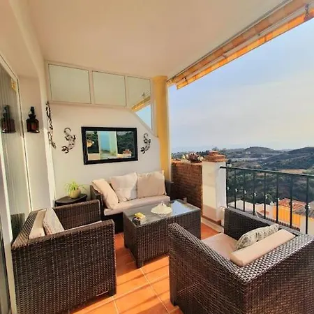 Apartment Atico Con Jacuzzi Vista Mar Y Montana